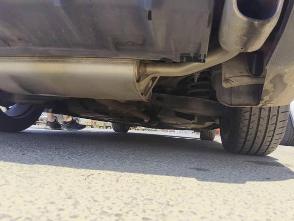 [苏州·苏U] 二手长安长安UNI-V2022款 1.5T 尊贵型