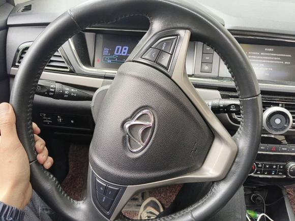 [深圳·闽C] 二手长安凯程长安欧尚A6002016款 1.5L 手动豪华型7座