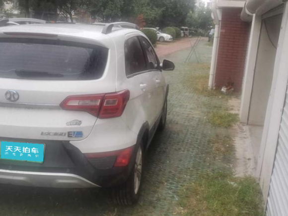 [青岛·鲁B] 二手北汽新能源北汽新能源EX2018款 EX360 新尚版