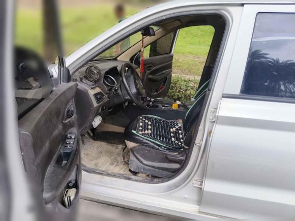 [佛山·粤G] 二手五菱汽车五菱宏光2019款 1.5L S标准型国VI LAR