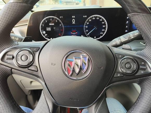 [济南·鲁A] 二手别克别克GL82023款 ES陆尊 舒适型