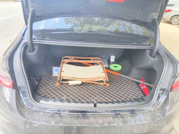 [南京·苏A] 二手宝马宝马i32024款 eDrive 35 L