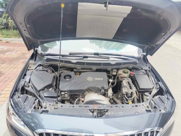 [青岛·鲁B] 二手别克威朗2015款 三厢 15S 自动领先型