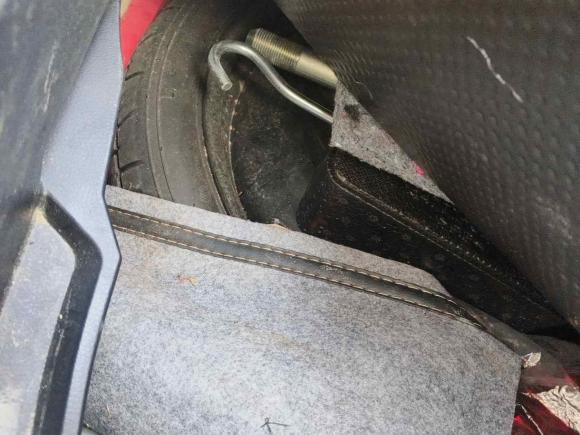 [西安·陕A] 二手丰田雷凌2017款 改款双擎 1.8H GS E-CVT精英天窗版 国V