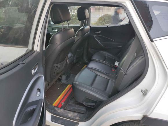 [芜湖·皖B] 二手现代胜达2015款 2.4L 自动两驱智能型 5座