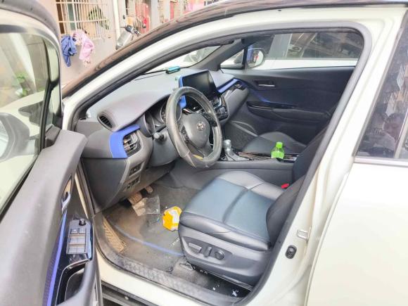 [南昌·赣A] 二手丰田丰田C-HR2020款 2.0L 领先版