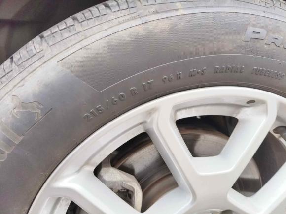 [武汉·鄂A] 二手Jeep自由侠2019款 220T 自动精英版