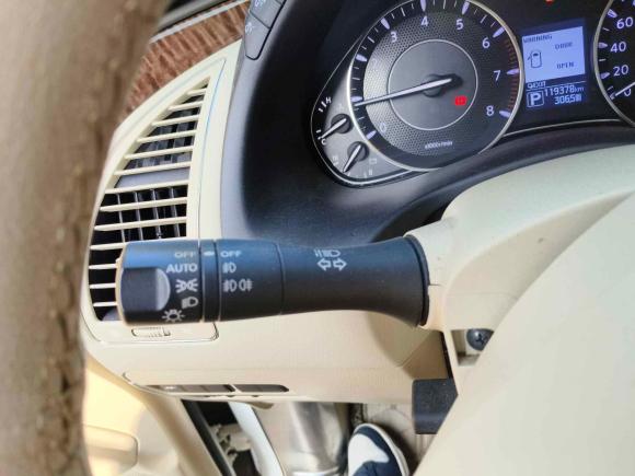 [金华·浙G] 二手日产途乐2018款 4.0L 旗舰型