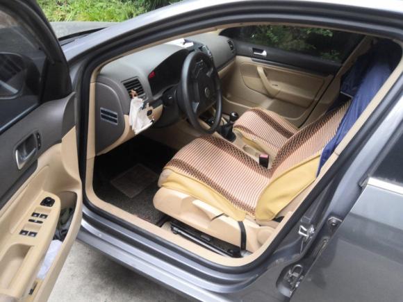 [上海·沪J] 二手大众速腾2009款 1.6L 手动舒适型