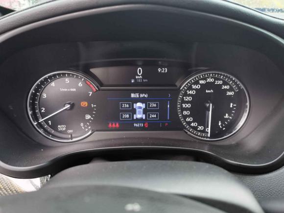 [无锡·苏B] 二手凯迪拉克凯迪拉克XT42018款 28T 两驱豪华型