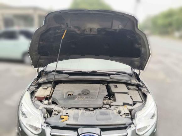 [嘉兴·浙F] 二手福特福克斯2012款 两厢 2.0L 自动豪华运动型