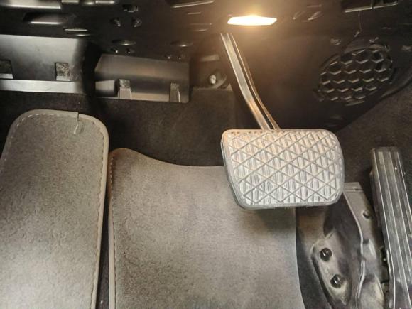 [佛山·粤X] 二手奔驰奔驰E级2019款 E 200 L 运动型