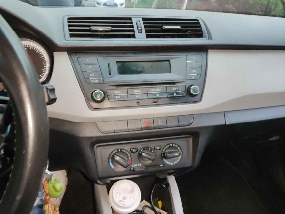 [义乌·鄂J] 二手斯柯达晶锐2017款 1.6L 自动运动版