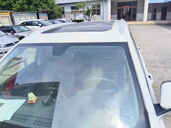 [上海·沪A] 二手上汽大通MAXUS大通D602019款 1.5T 自动潮享版 6座