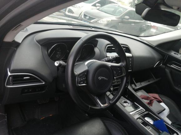 [广州·粤A] 二手捷豹捷豹F-PACE2018款 2.0T 四驱都市尊享版