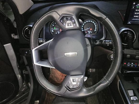 [苏州·苏E] 二手魏牌魏牌 VV52017款 2.0T 超豪型