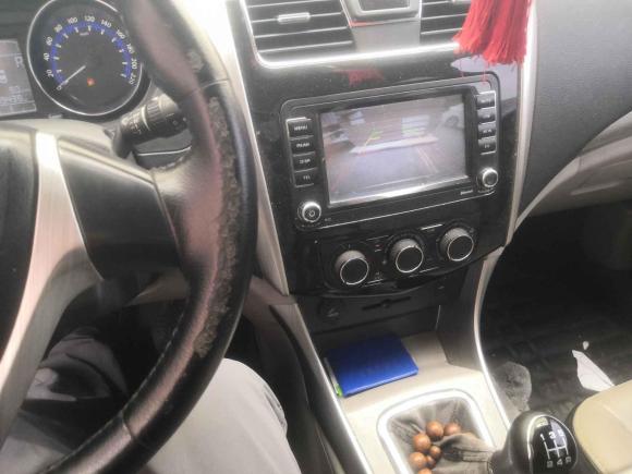 [佛山·粤E] 二手东风风行风行S5002016款 1.6L 手动豪华型