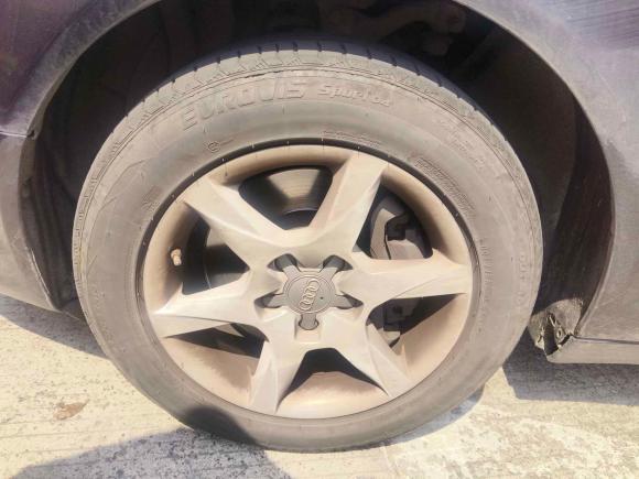 [上海·赣F] 二手奥迪奥迪A6L2011款 2.0 TFSI 自动标准型