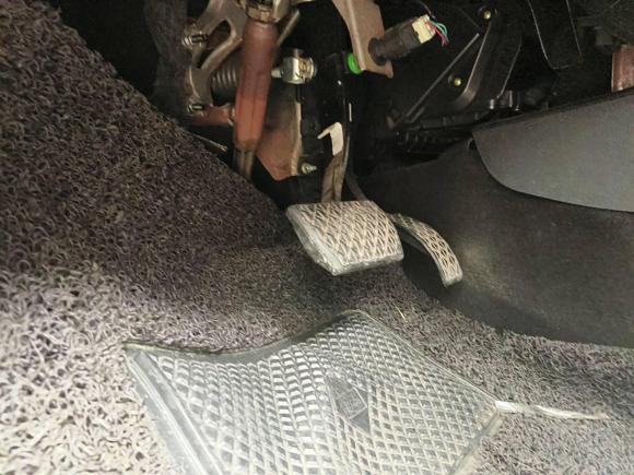 [义乌·浙D] 二手奔腾奔腾X402017款 1.6L 自动豪华型