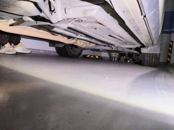 [杭州·浙A] 二手东风风度东风风度MX62015款 2.0L CVT两驱卓越版