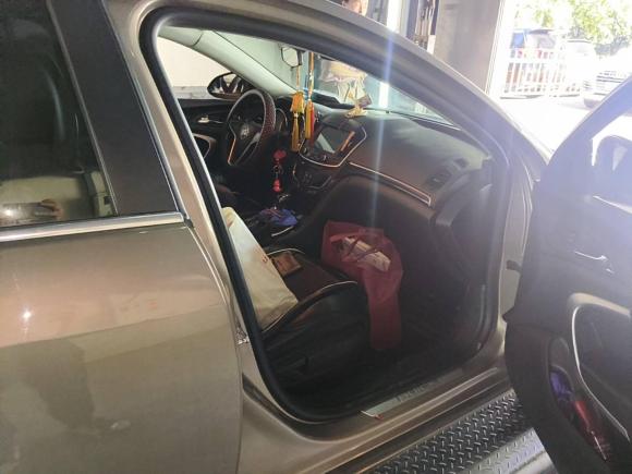 [杭州·浙A] 二手别克君威2015款 1.6T 领先技术型