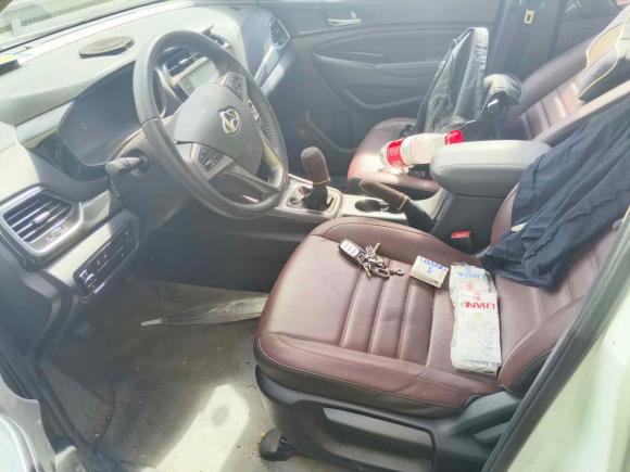 [武汉·鄂F] 二手长安欧尚长安欧尚A8002017款 1.6L 手动豪华型