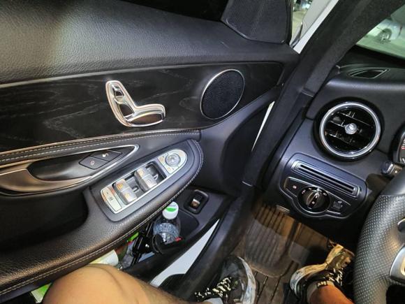 [深圳·粤T] 二手奔驰奔驰C级2016款 C 200 运动版