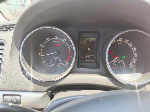 [青岛·鲁B] 二手斯柯达Yeti2014款 1.4TSI DSG探索版