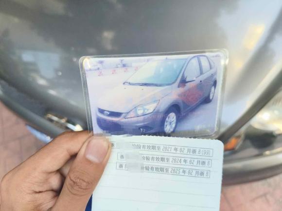 [宁波·浙B] 二手福特福克斯2013款 两厢经典 1.8L 自动基本型