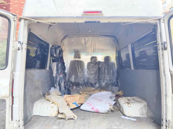 [杭州·浙A] 二手依维柯依维柯得意2014款 2.5T-A35 NJ6484ACM47Z4