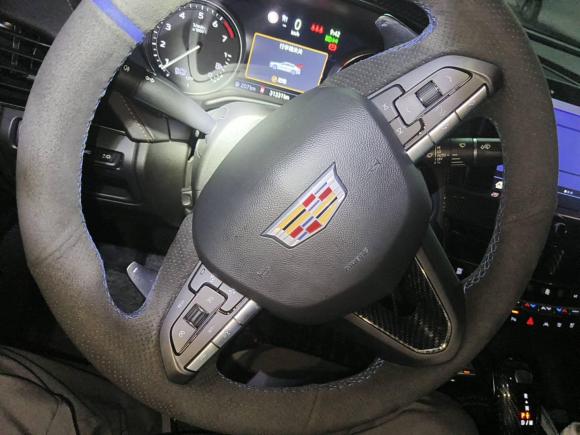 [上海·沪F] 二手凯迪拉克凯迪拉克CT52020款 28T 铂金运动版