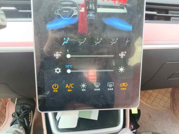 [义乌·浙G] 二手哪吒汽车哪吒V2022款 潮 400 Lite 粉色定制款