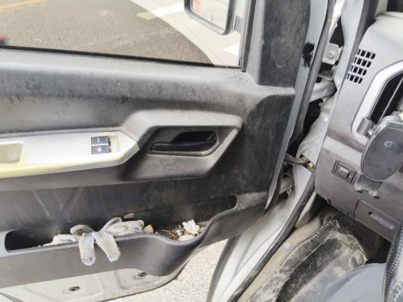 [上海·鲁A] 二手长安凯程长安神骐T302021款 1.6L舒适型双排3.01米钢板厢货DAM16KR