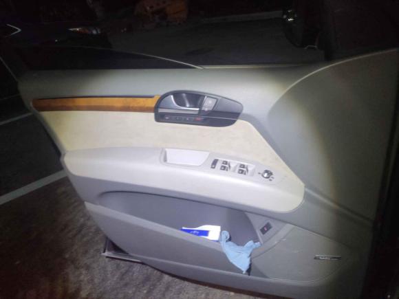 [无锡·苏B] 二手奥迪奥迪Q72014款 35 TDI 运动型