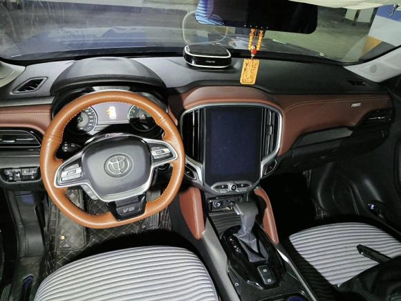 [成都·川A] 二手中华中华V62018款 1.5T 自动旗舰型