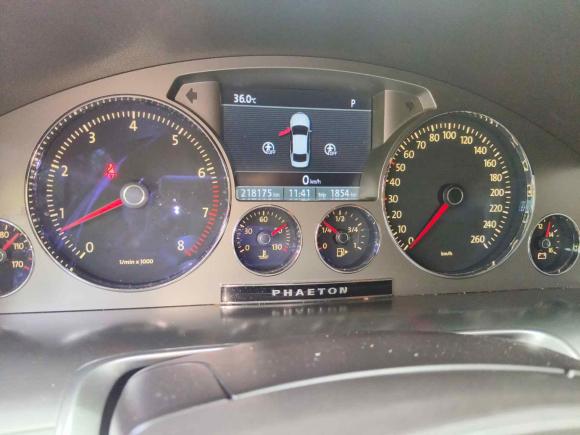 [武汉·鄂A] 二手大众辉腾2012款 3.0L 商务型