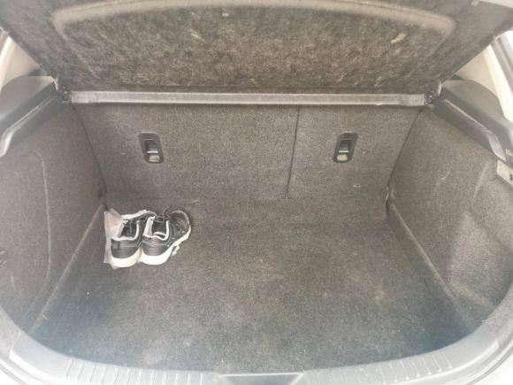 [武汉·鄂A] 二手马自达马自达32010款 两厢 2.0手动豪华型