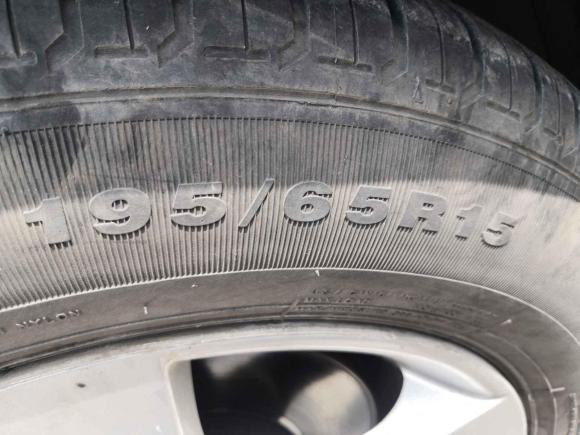 [西安·陕A] 二手马自达马自达32007款 1.6L 自动标准型