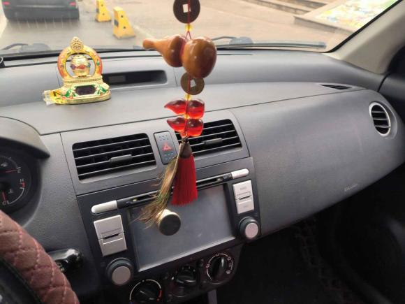 [青岛·鲁U] 二手铃木雨燕2011款 1.5L 手动时尚版