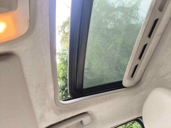 [成都·川A] 二手沃尔沃沃尔沃C302008款 2.4i