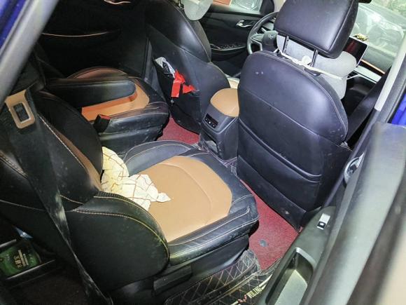 [佛山·粤E] 二手五菱汽车五菱宏光S32018款 1.5L 手动舒适型 国V