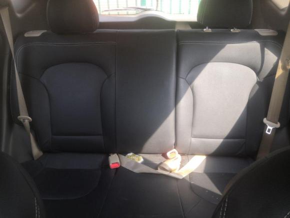 [芜湖·皖B] 二手现代北京现代ix352010款 2.0L 手动两驱新锐版GL