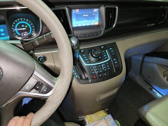 [台州·浙J] 二手别克别克GL82013款 3.0L XT豪华商务旗舰版