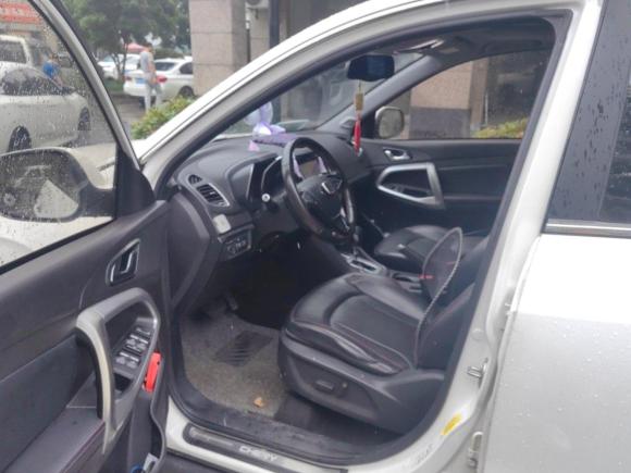 [杭州·浙A] 二手奇瑞瑞虎52016款 2.0L CVT家悦版