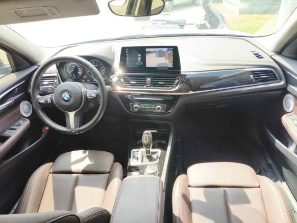 [上海·沪C] 二手宝马宝马1系2022款 120i M运动曜夜版