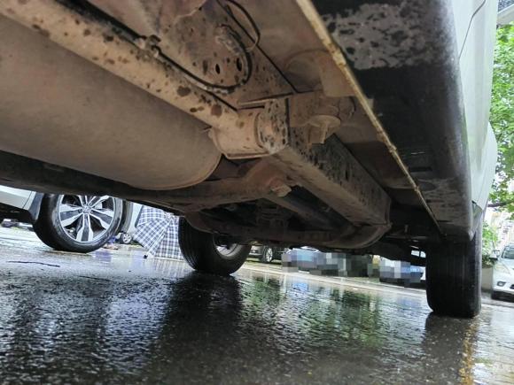 [西安·陕A] 二手陆风陆风X82015款 探索版 2.0T 柴油4X4豪华型