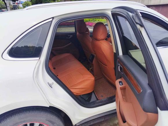 [杭州·浙B] 二手众泰众泰SR92017款 2.0T 自动极致之路版