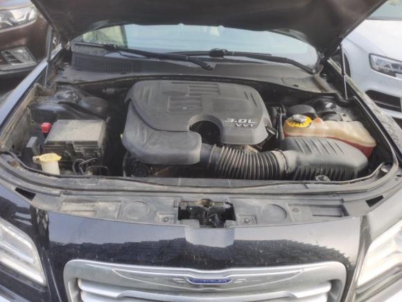 [杭州·皖L] 二手克莱斯勒克莱斯勒300C2014款 3.0L 卓越版