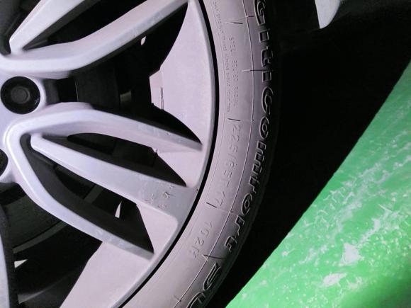 [南京·皖P] 二手奇瑞瑞虎52015款 2.0L CVT家尊版