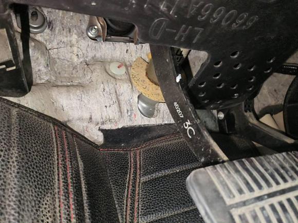 [济南·鲁A] 二手斯巴鲁傲虎2014款 2.5i 雅尚精英版